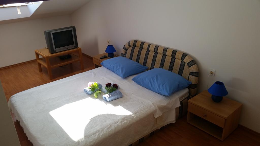 Apartments Milica Umag Ruang foto