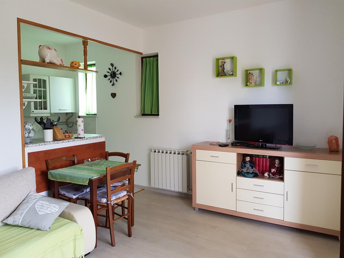 Apartments Milica Umag Bagian luar foto