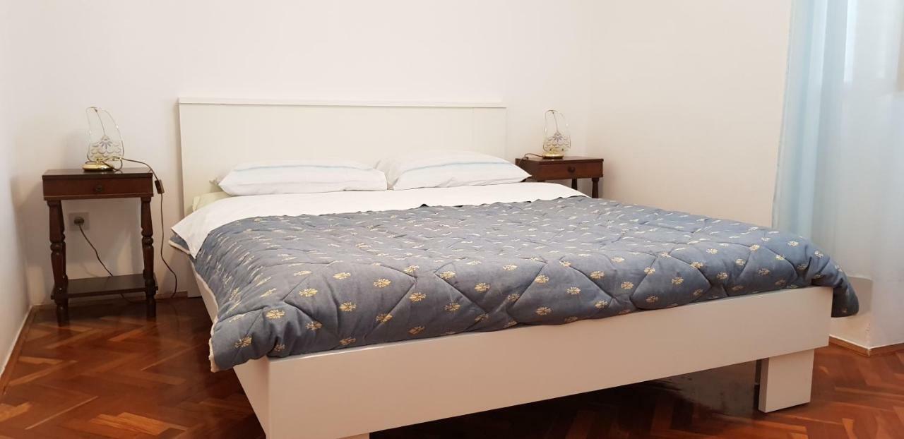 Apartments Milica Umag Bagian luar foto